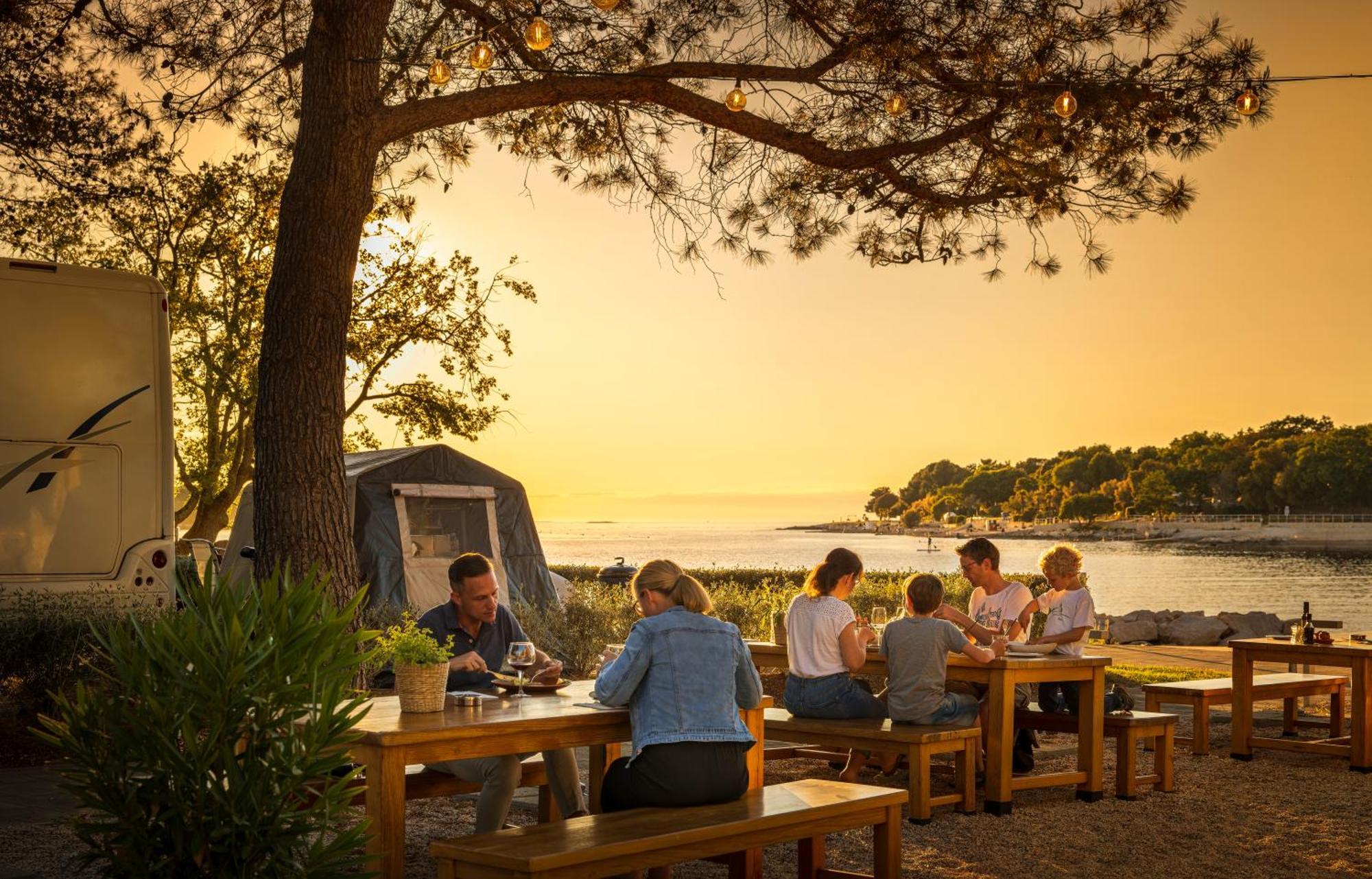Maistra Camping Valkanela Pitches Funtana Eksteriør billede