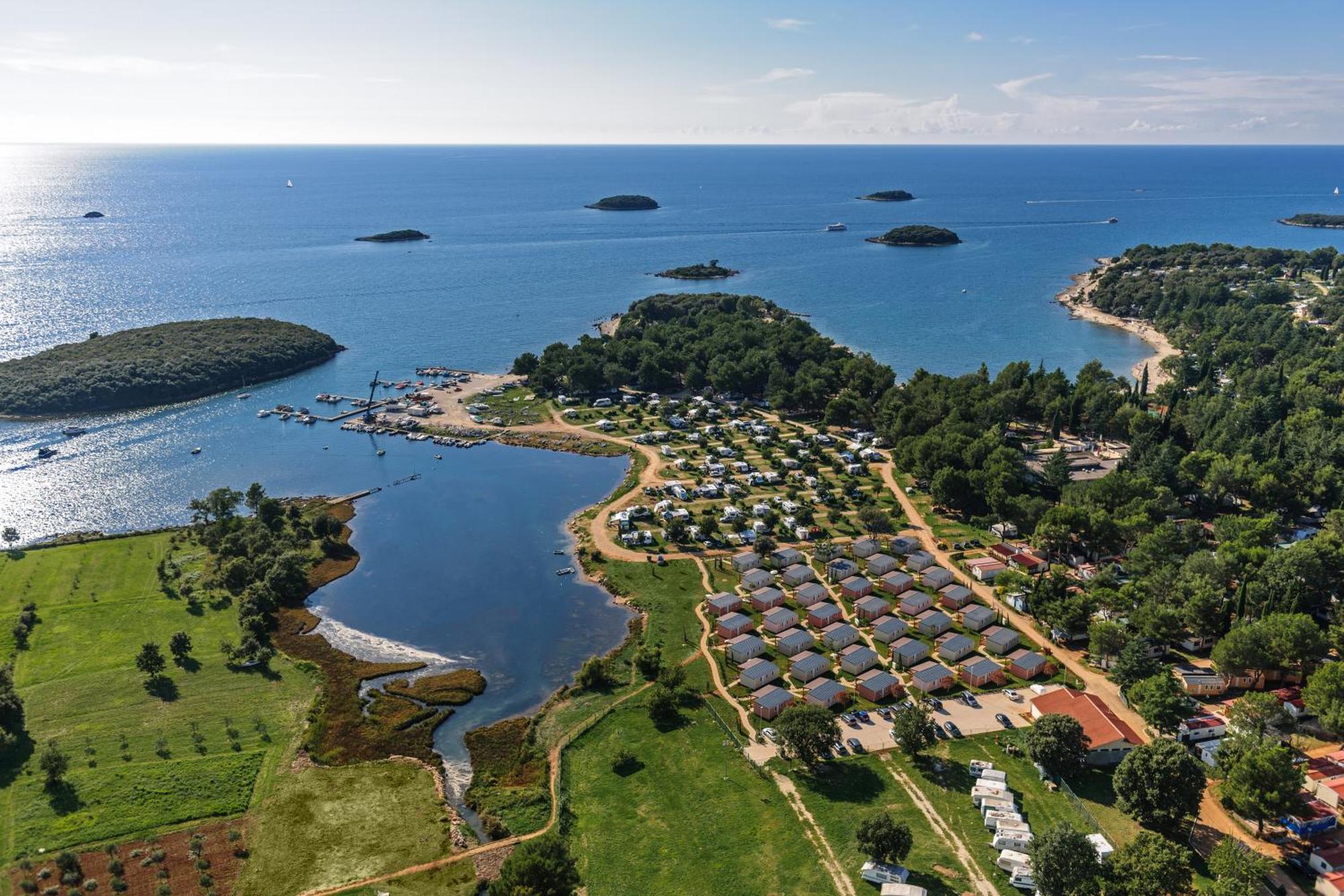 Maistra Camping Valkanela Pitches Funtana Eksteriør billede